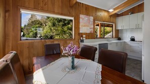 Unclassified image, 4 of 18, button - Peaceful Oasis in the heart of Tapu (Tapu)