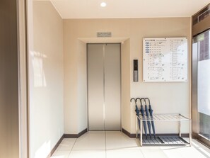 Elevator - Awaikeda Ekimae Hotel Eleven (Miyoshi)