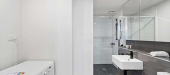 Appartement lumineux de 2 chambres avec balcon panoramique