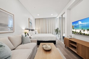 1 bedroom, iron/ironing board, travel cot, Internet - Bright Studio Stay in North Fremantle with Views (North Fremantle)