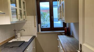 Geladeira, fogão, cooktop, lava-louças