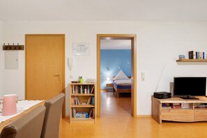 Fer et planche à repasser, Wi-Fi, draps fournis