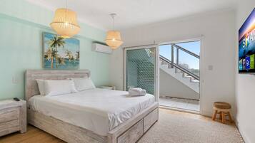 Strykejern/-brett, internettilgang og sengetøy