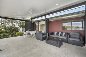 Interior - Family Home Near North Brisbane Parks (Everton Park)