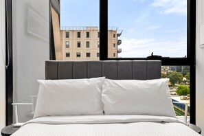 1 quarto, ferros/tábuas de passar roupa, acesso à internet