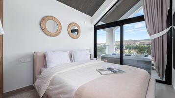 Strykejern/-brett, reiseseng for barn, internettilgang og sengetøy