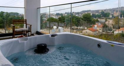 Pamboo Ampelos House by Nomads