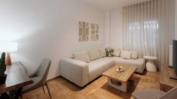 华丽公寓, 厨房 | 起居区 | 50-英寸电视(配备有线频道)