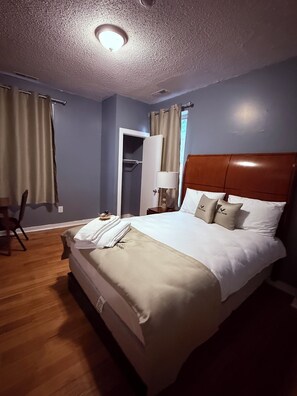 WiFi, bed sheets