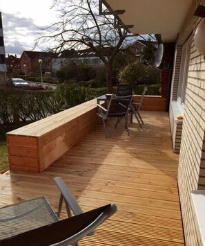 Outdoor dining - Holiday apartment with 2 bedrooms (kellenhusen)