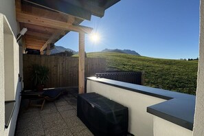 Terrace/patio - Lucy’s Studio Apartment || Kössen (Kössen)