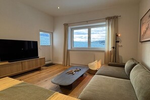 Smart TV - Lucy’s Studio Apartment || Kössen (Kössen)