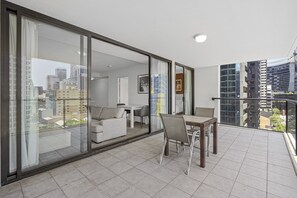 Interior - Stylish Brisbane Stay with Pool and Gym Access (Brisbane City)