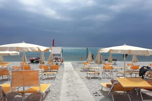 Beach nearby - Relaxed Coastal Stay in Pietra Ligure (Pietra Ligure)