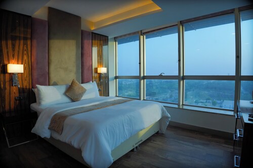Margalla View Signature Suite