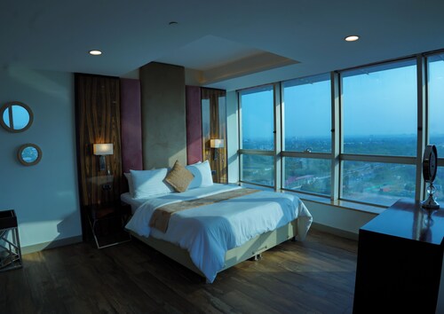 1-BHK Margalla View Signature Centaurus Mall