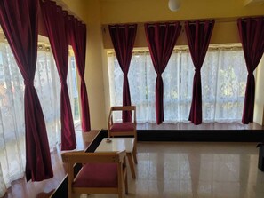 Deluxe Room | Desk, free WiFi - D'BONN INN (Shillong)