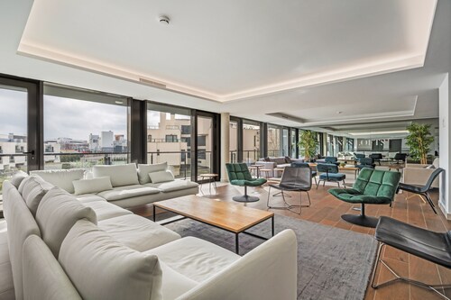 The Kings Residence: Business Ready alquiler temporal