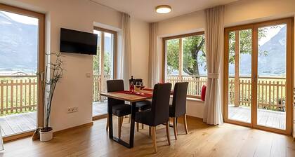 Apartment Maruna mit Bergblick, privater Terrasse und Wlan