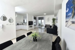 Interior - Ariston First Line Lake View (Tiberias)