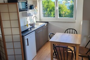 Kühlschrank, Ofen, Herdplatte, Geschirrspüler