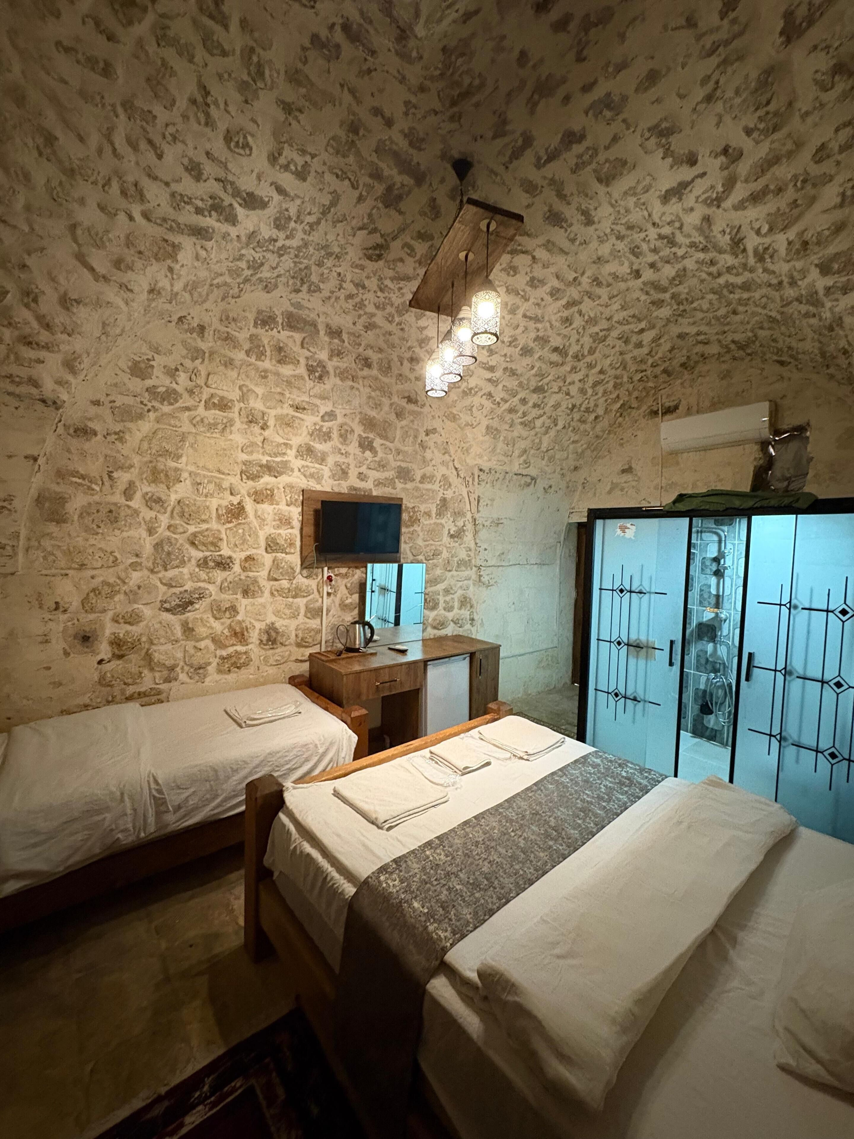 Classic Twin Room, Garden View | Desk, free WiFi