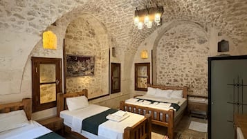 Egyptian cotton sheets, premium bedding, minibar, desk