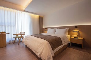 Chambre Double Supérieure, vue parc | Espace de travail pour ordinateur portable, Wi-Fi gratuit