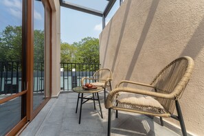 Terrace/patio - Mengxi Bieyuan Forest Resort Hotel (Huangshan)