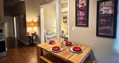2-bedroom loft apartment in adorable Pineville close to Pine Mountain State Park