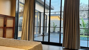 Haze | Bed sheets - Finding Life House By Jumbo Holidayz (Kalyan)