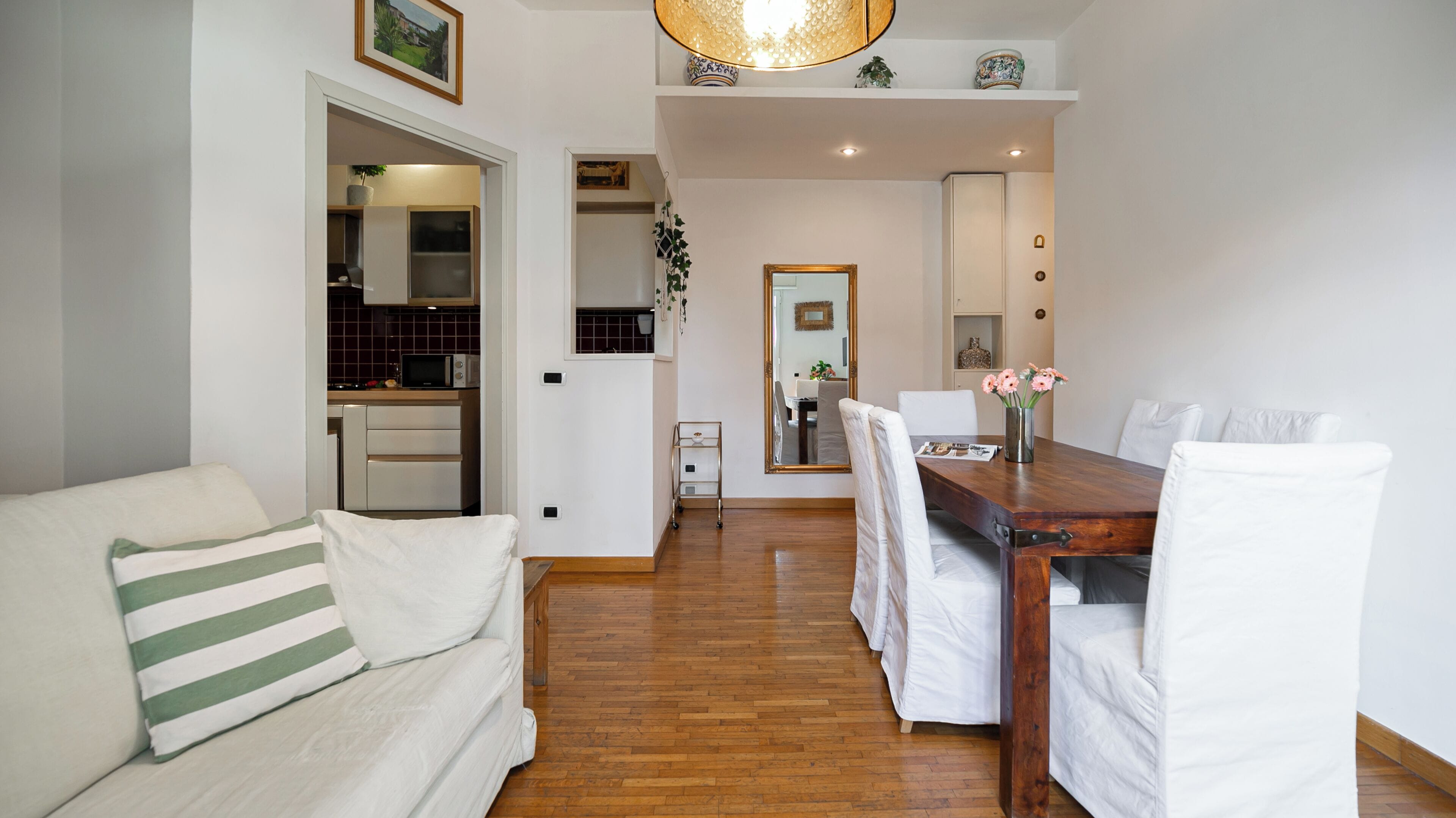 Apartment (1 Bedroom) | Interior