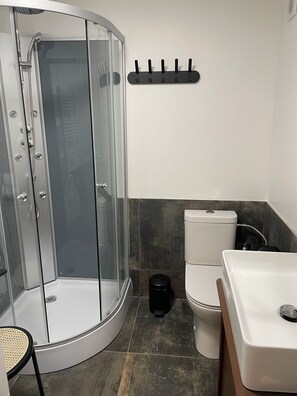 Towels, soap, toilet paper - Studio on the farm (Duttlenheim)
