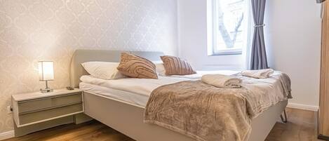 Basic Apartment | Iron/ironing board (on request), free WiFi