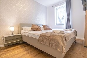 Basic Apartment | Iron/ironing board, free WiFi - Modern 1BR 1LR Apt Donaustadt Area (Wien)