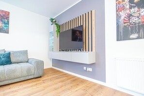 เบสิกอพาร์ทเมนท์ | ห้องนั่งเล่น