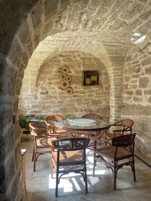 تناول الطعام