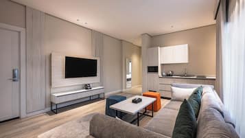 Televisión LCD 55 pulgadas con canales de televisión vía satélite