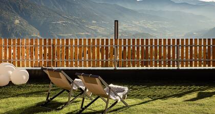 Apartment 'Sweet Dolomiti Sonneck' with Mountain View, Shared Terrace and Wi-Fi