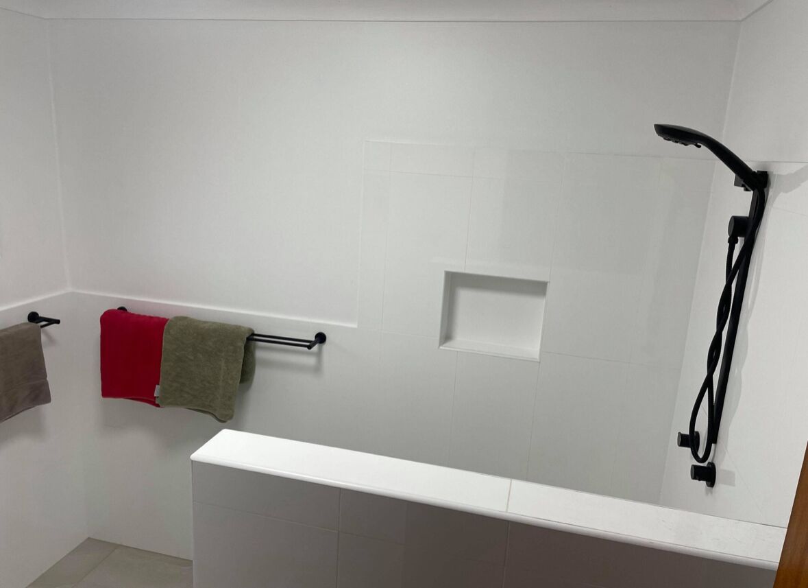 Shower, toilet paper