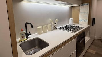 Apartment, 2 Bedrooms, Accessible | Bahagian dalam