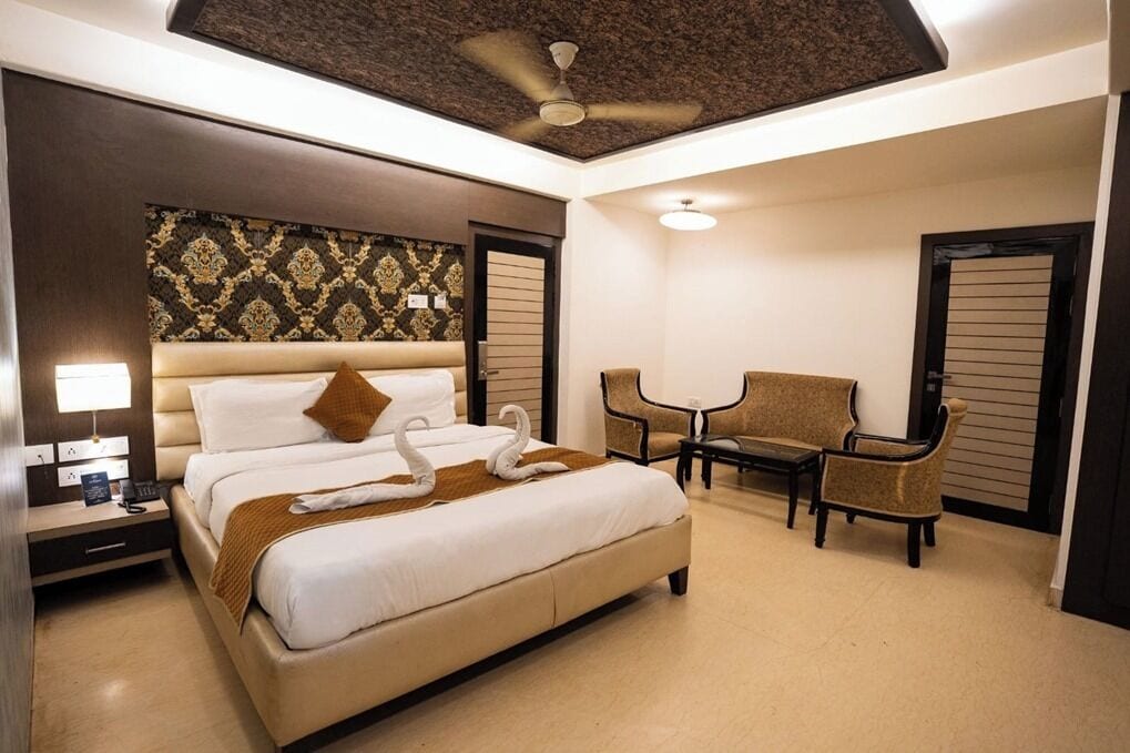 Club Room | Free WiFi