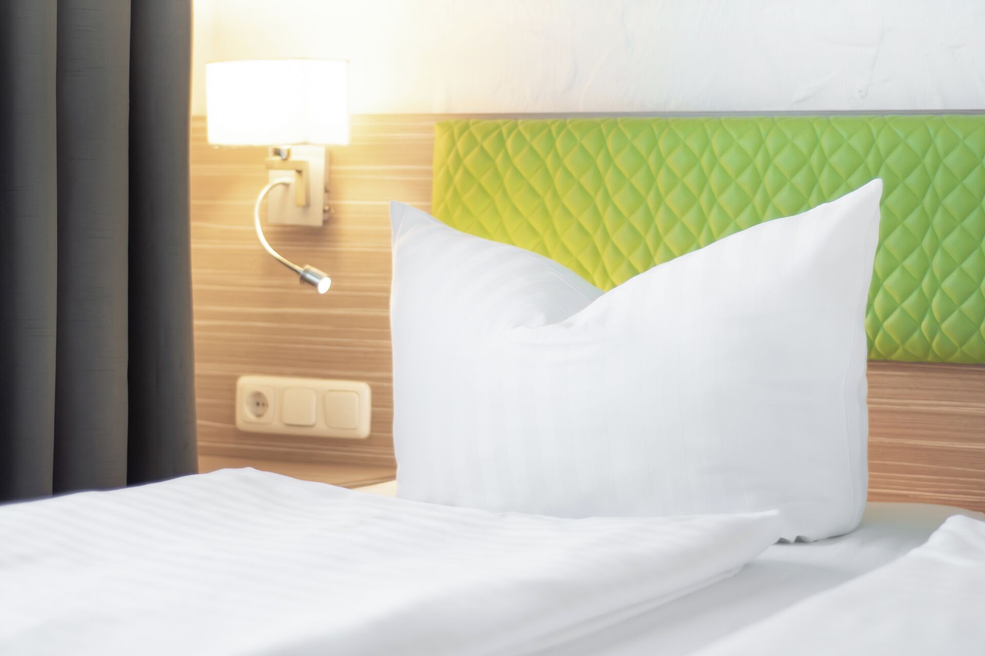 Quarto casal superior | Wi-Fi de cortesia, roupa de cama