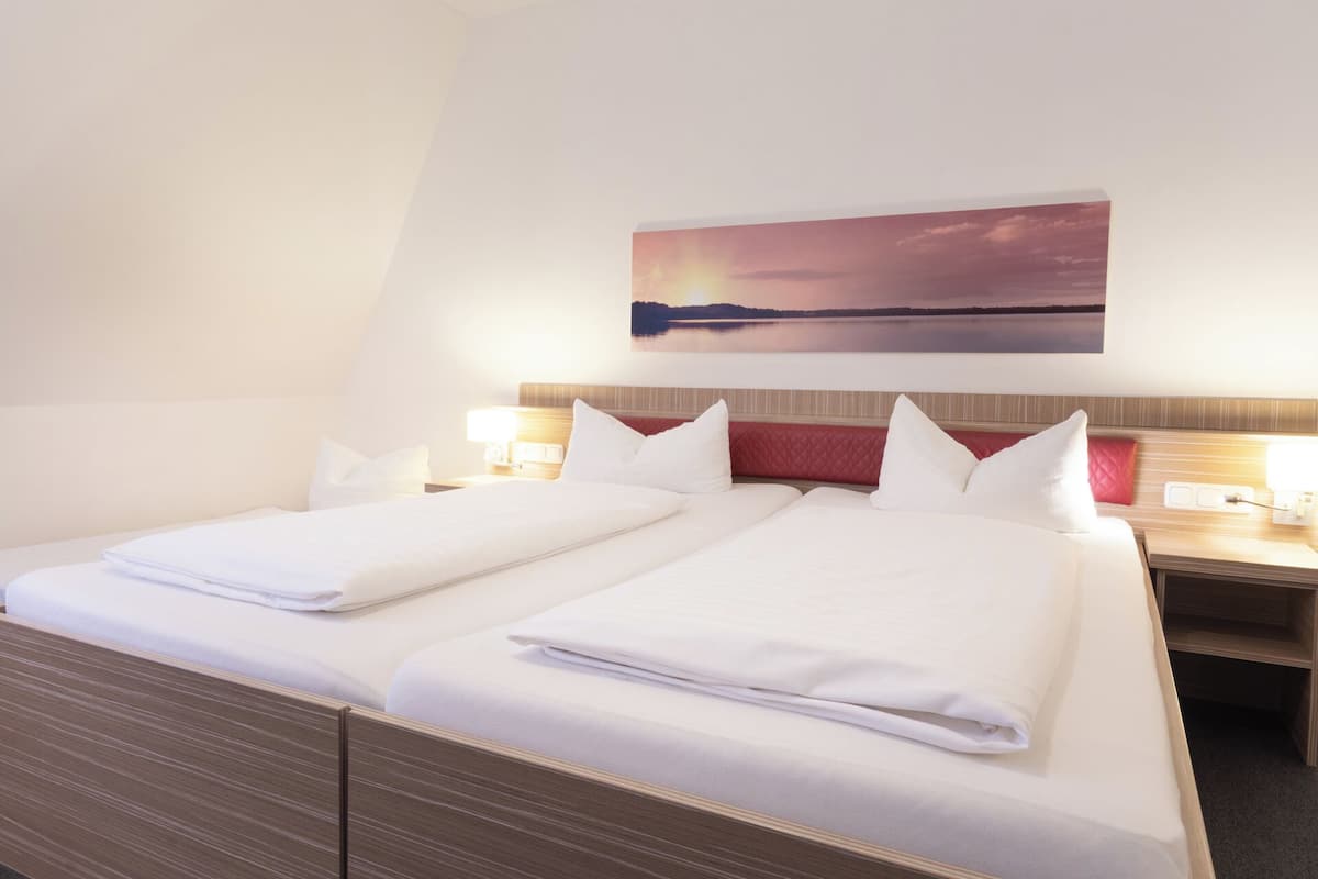 Free WiFi, bed sheets