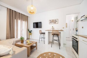 Interior - Ethereal Aura Apartment - 1 Min to the Beach (Kardamaina)