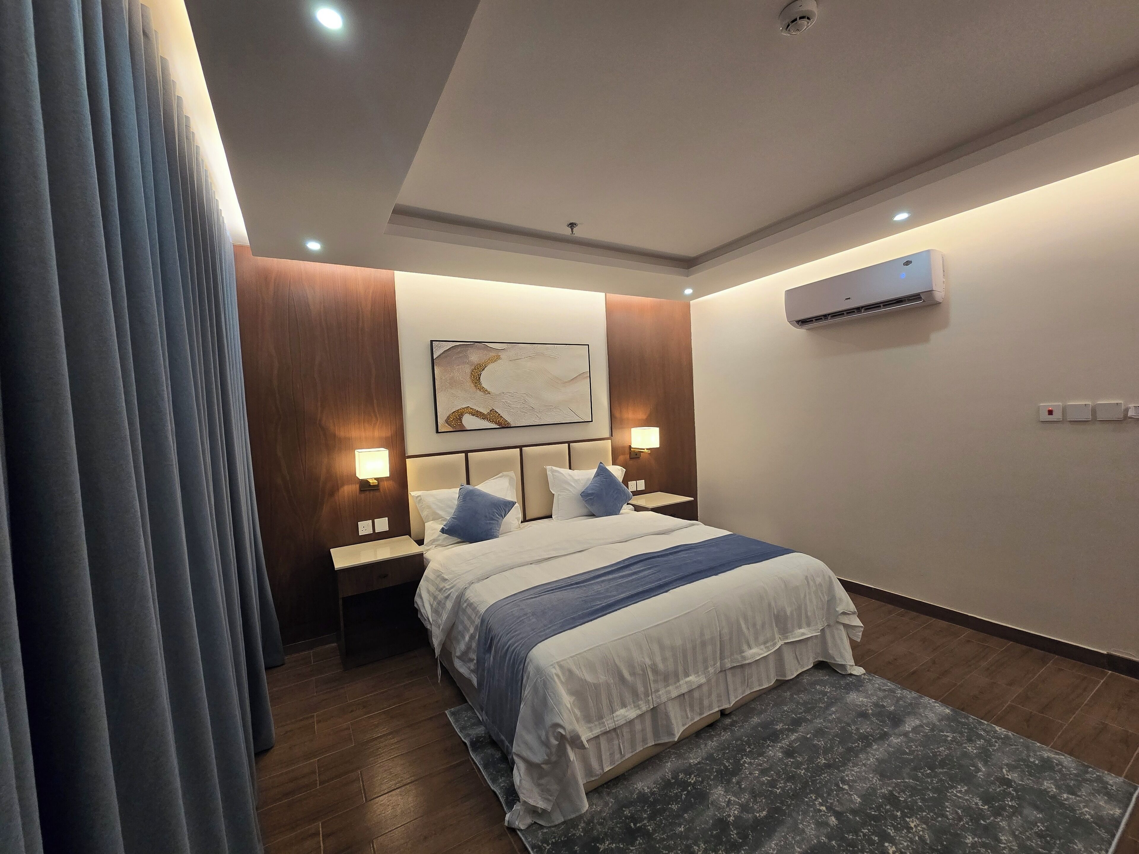 客房內保險箱、熨斗/熨衣板、免費無線上網