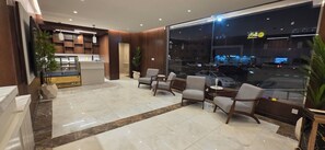 Reception - Pestana services partments 6   (Al Quwaiiyah)
