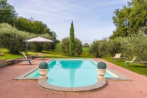 Pool - Villa dei Fiori with pool - My Rental Homes (Cignano)