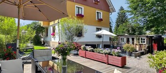 'Morgensonne' 2-Room Apartment by Gästehaus Sandvoss, Near Lake, Titisee