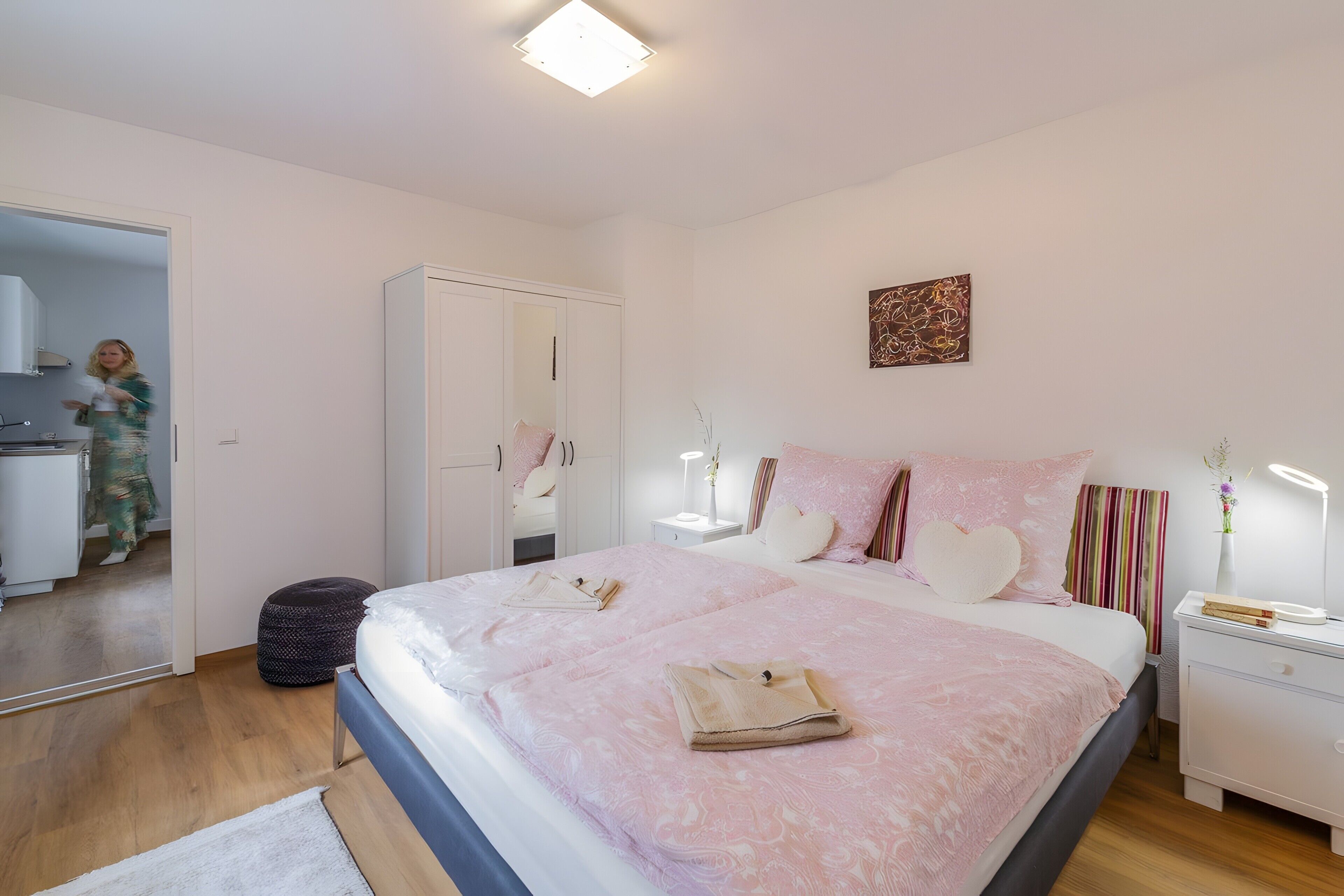 WiFi、ベッドシーツ